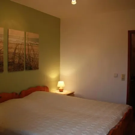 Apartment Lindenhof 20 *